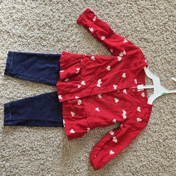 Heart Outfit Bundle (Size 18 mo) - Picture 2 of 3